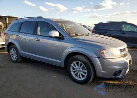 2015 Dodge Journey Sxt z USA, uszkodzony, nr VIN 3C4PDDBG4FT755507